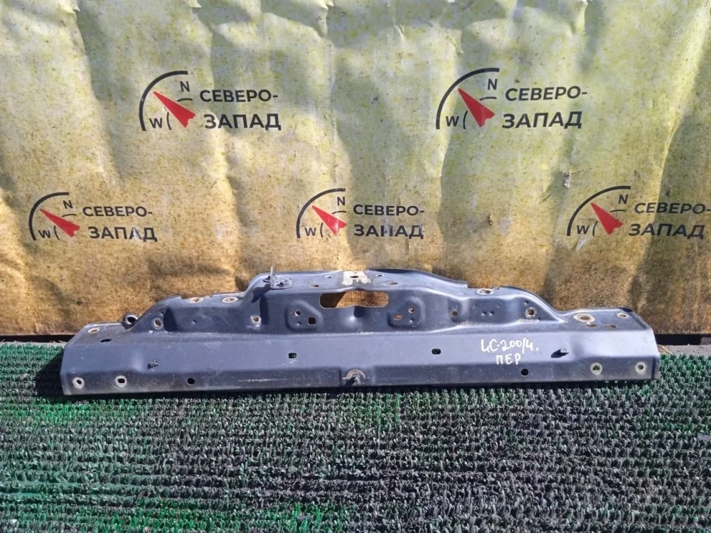 Панель передняя (телевизор) Toyota Land Cruiser 2012 5320560060 VDJ200 1VDFTV