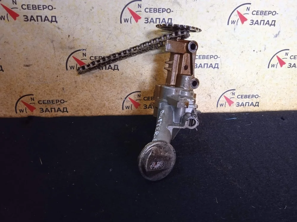 Насос масляный Renault Duster 2018 150100565R F4R