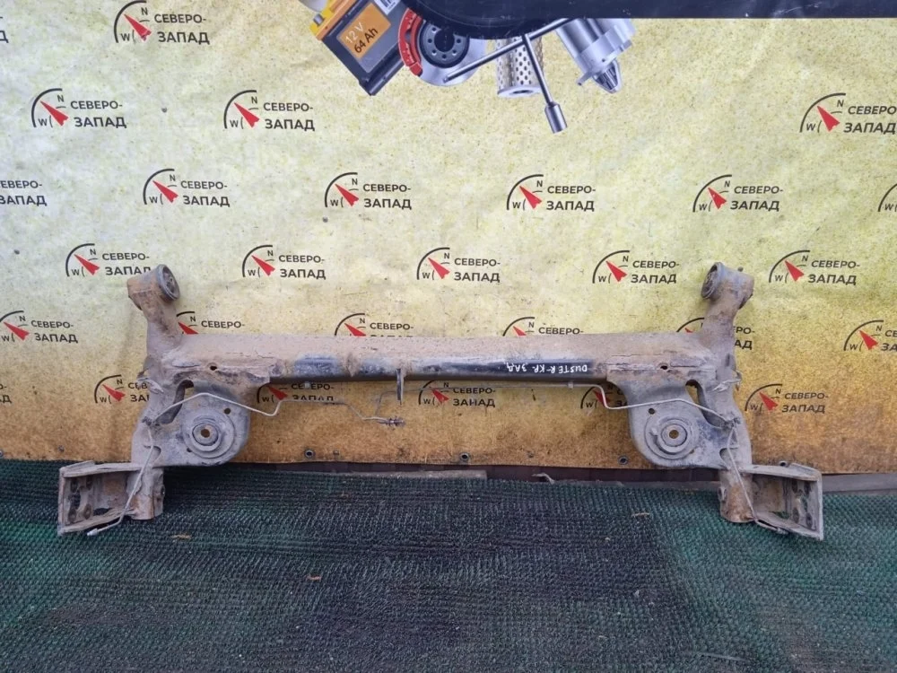 Балка Renault Duster 2013 555016666R X79 K4M690, задняя