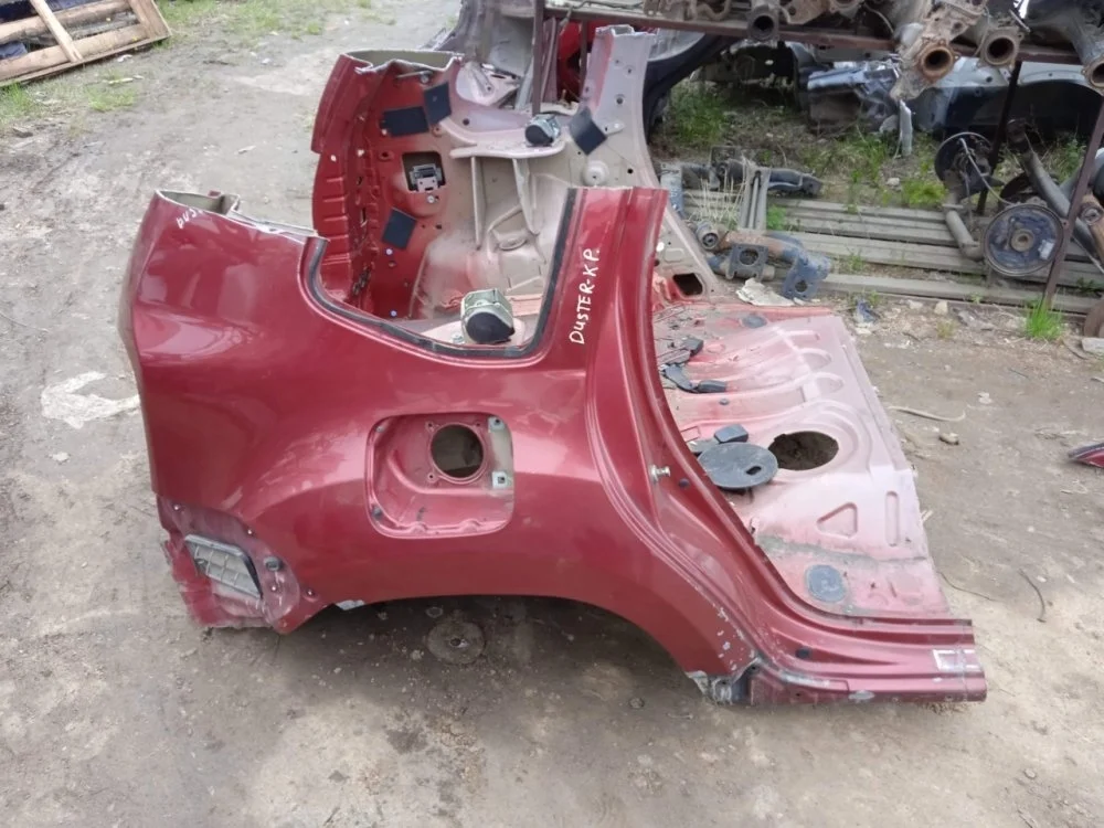 Крыло заднее Renault Duster 2013 774207318R X79 K4M690, правое