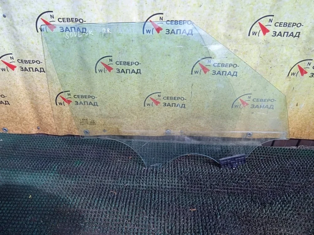 Стекло двери Kia Soul 2019 82420K0110 SK3 G4FG, переднее правое