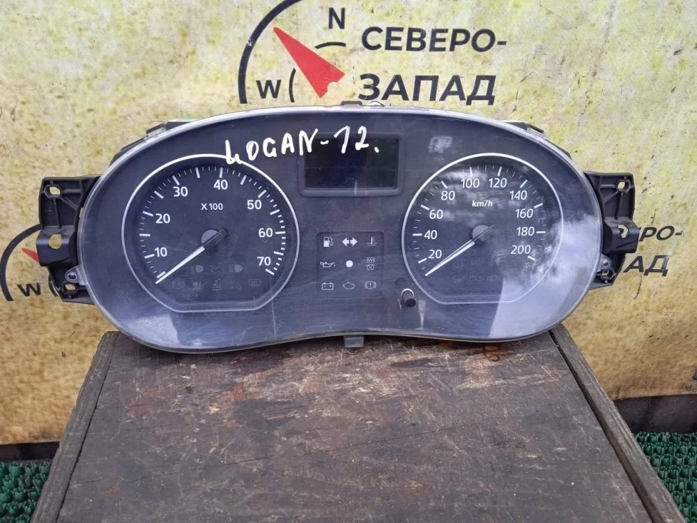 Щиток приборов Renault Logan 2012 248103496R L90 K4M690