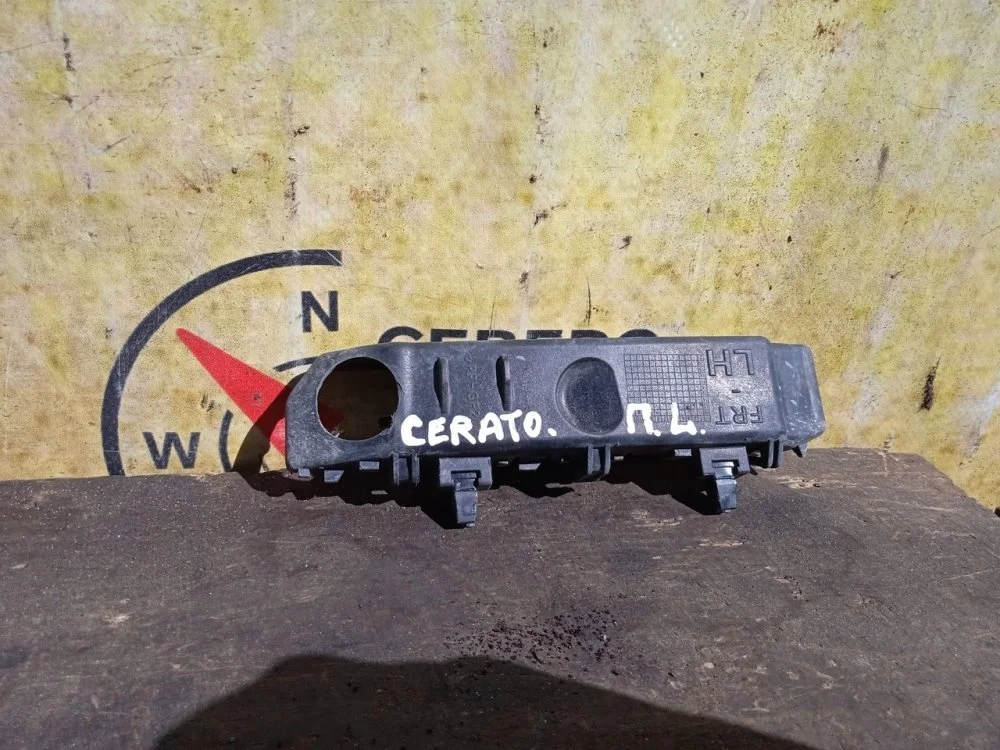 Кронштейн бампера Kia Cerato 2014 86513A7000 YD G4NA, передний левый