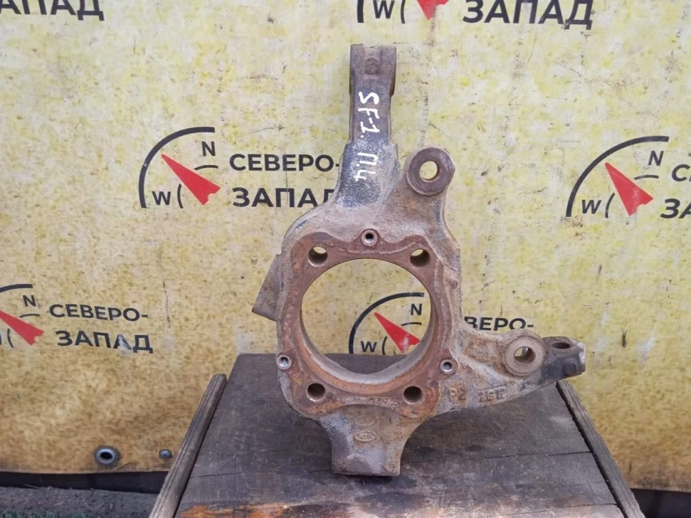 Кулак поворотный Hyundai Santa Fe 2012 517152W000 DM D4HB, передний левый