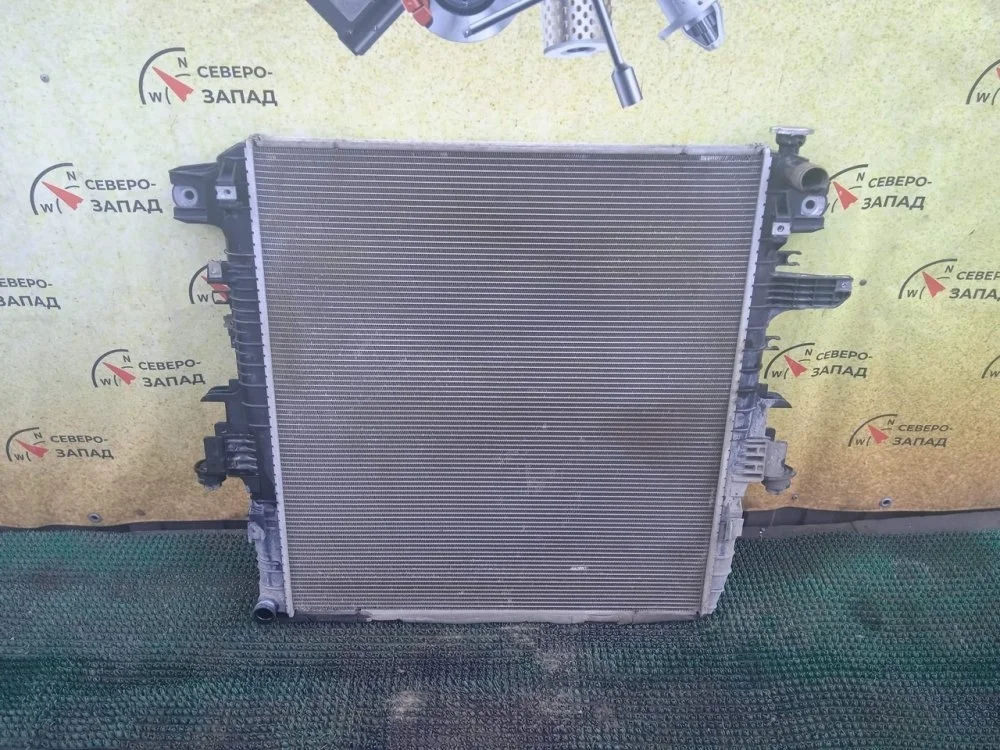 Радиатор двс Nissan Patrol 2012 214101LL0A Y62 VK56VD