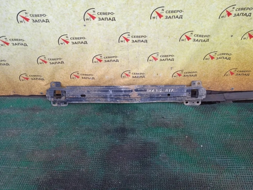 Усилитель бампера Kia Ceed 2008 865301H000 ED G4FC, передний