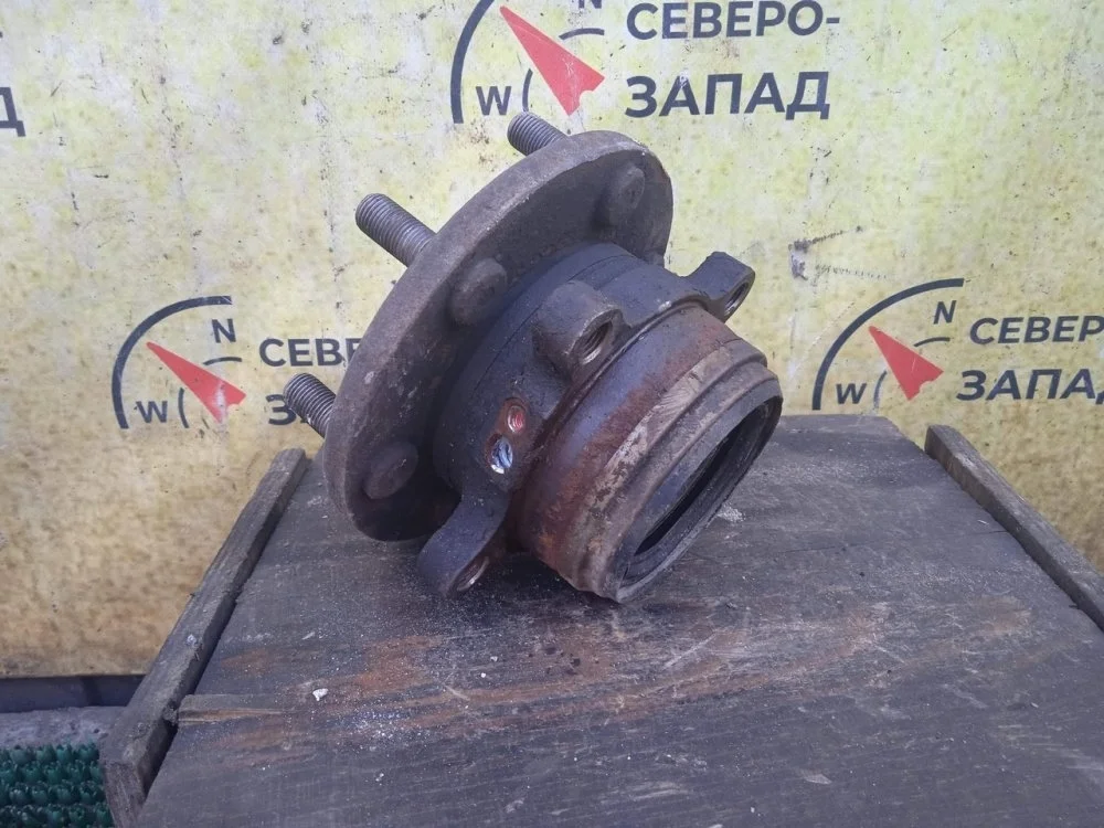 Ступица Nissan Patrol 2012 402021LB0A Y62 VK56VD, передняя