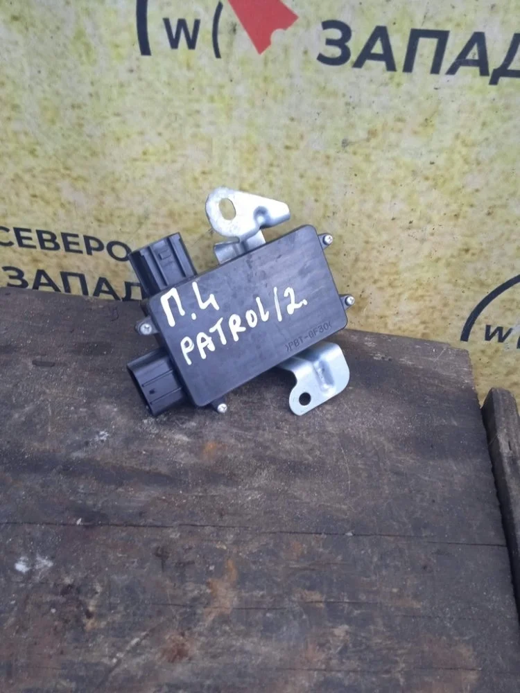 Блок электронный Nissan Patrol 2012 254B01LA1A Y62 VK56VD