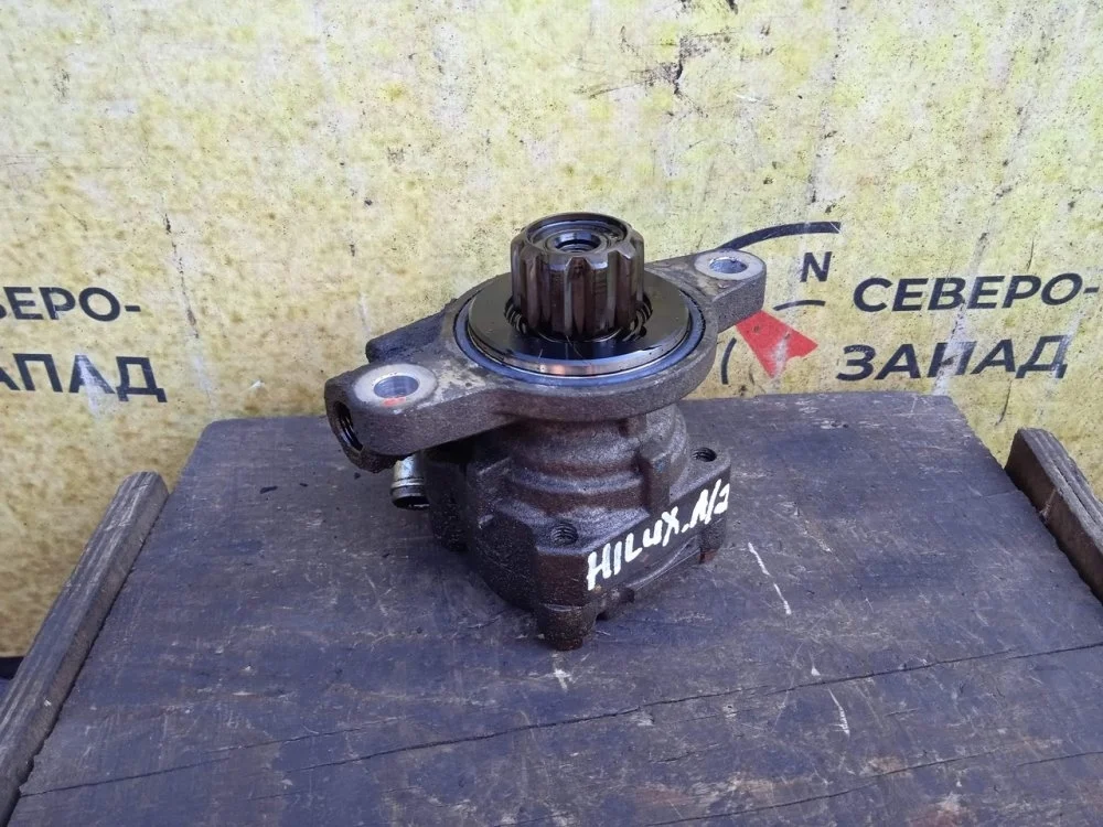 Насос гидроусилителя Toyota Hilux 2013 443100K040 KUN25 2KDFTV
