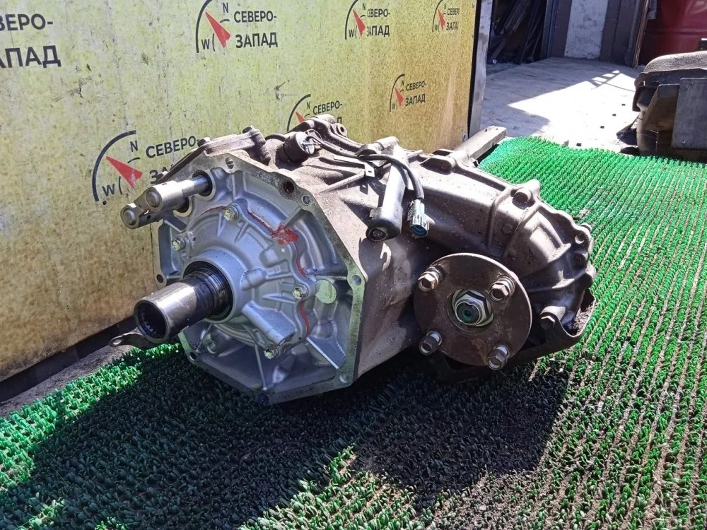 Раздаточная коробка Toyota Hilux 2013 3610071160 KUN25 2KDFTV