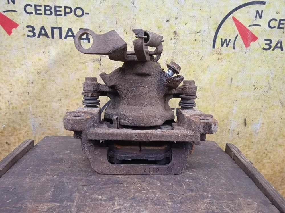 Суппорт Mitsubishi Asx 2013 4605B650 GA2W 4B11, задний правый