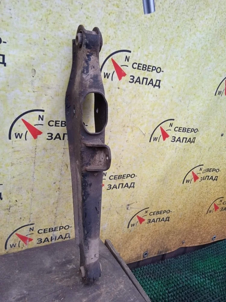 Рычаг поперечный Mitsubishi ASX 2013 4113A125 GA2W 4B11, задний