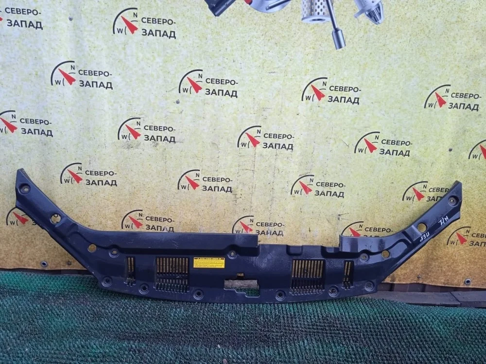 Накладка замка капота Toyota Highlander 2012 5329548051 GSU45 2GRFE