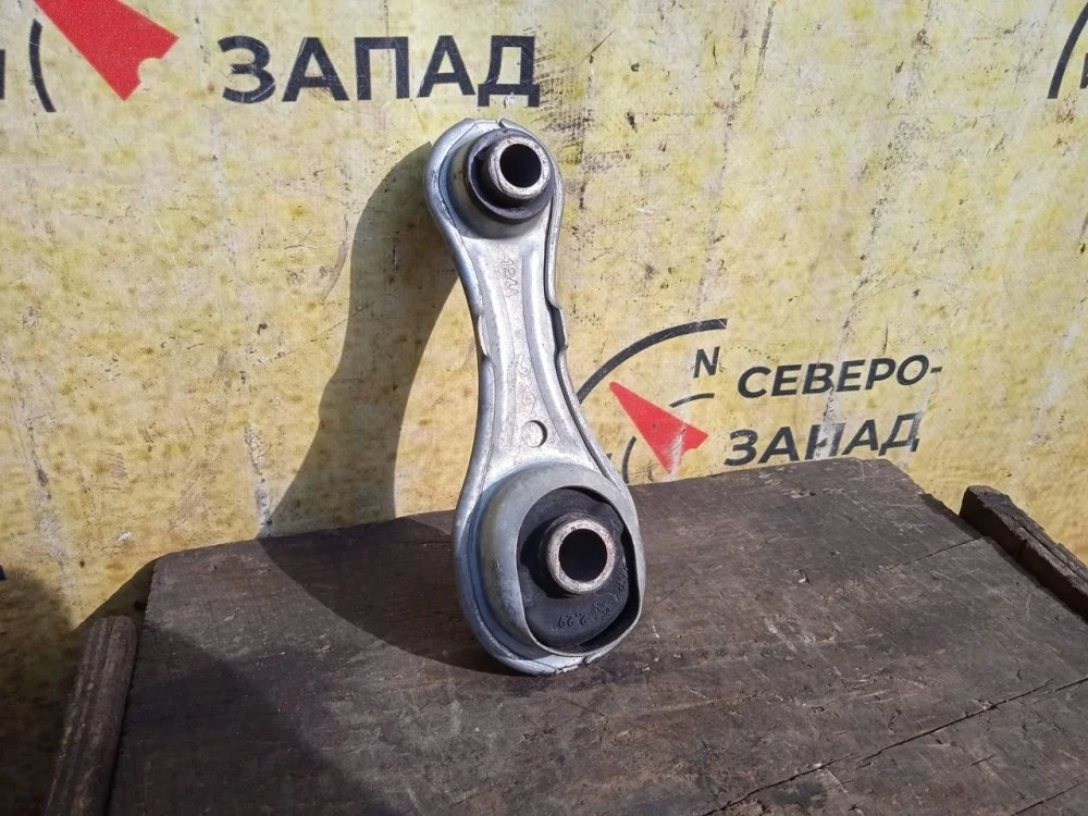 Подушка двигателя Renault Logan 2017 112381035R L52 K7M812, задняя