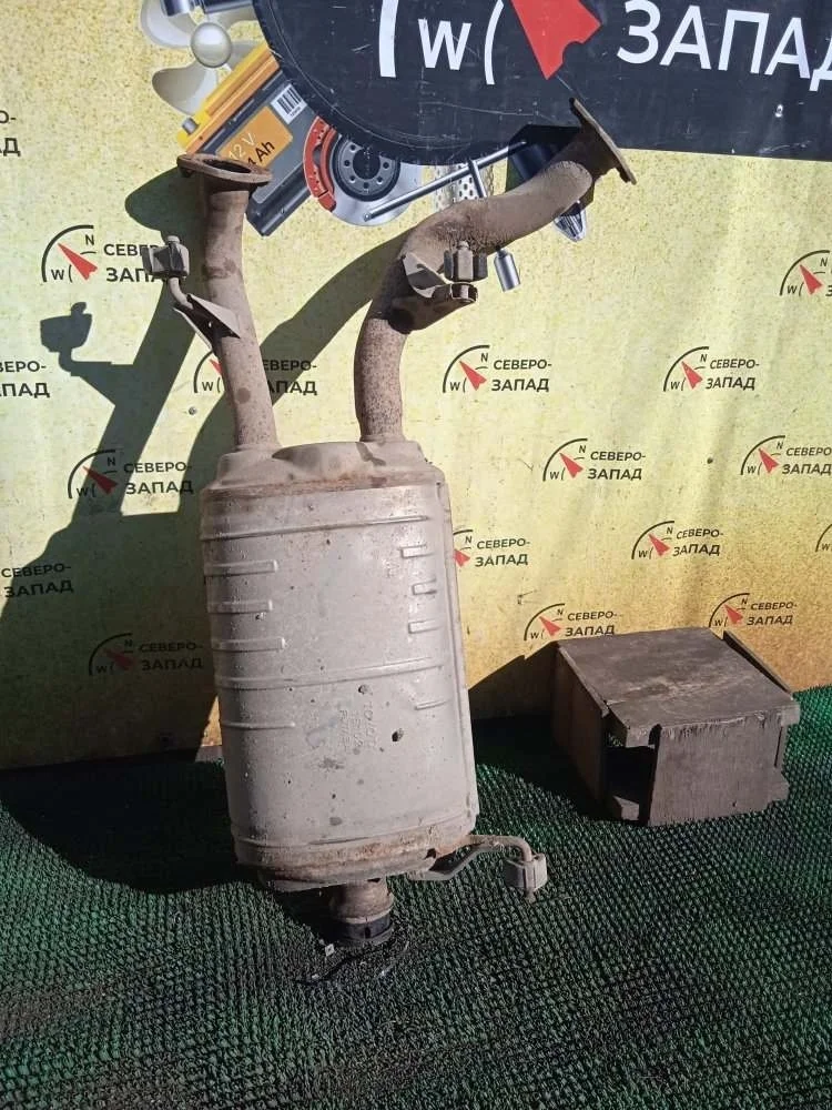 Резонатор Toyota Land Cruiser 2009 1742051010 VDJ200 1VDFTV