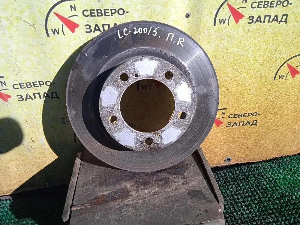 Диск тормозной Toyota Land Cruiser 2009 4351260180 VDJ200 1VDFTV, передний