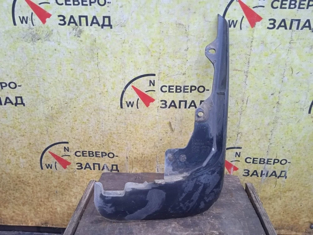 Брызговик Toyota Highlander 2012 PT90848111 GSU45 2GRFE, передний правый