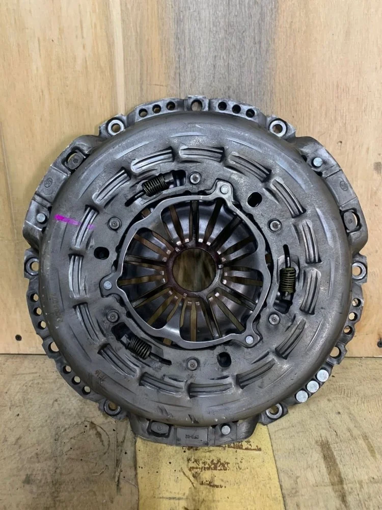 Корзина сцепления Mitsubishi L200 2019 2300A074 SUV (4N15) UBT2985