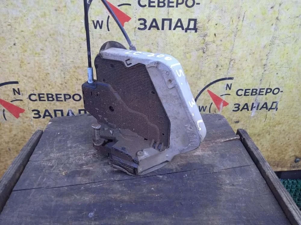 Замок двери Toyota Land Cruiser 2009 6906060110 VDJ200 1VDFTV, задний левый