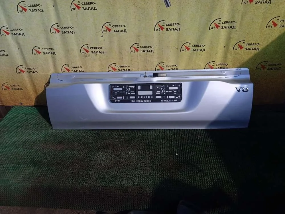 Крышка багажника Toyota Land Cruiser 2009 6506160331 VDJ200 1VDFTV