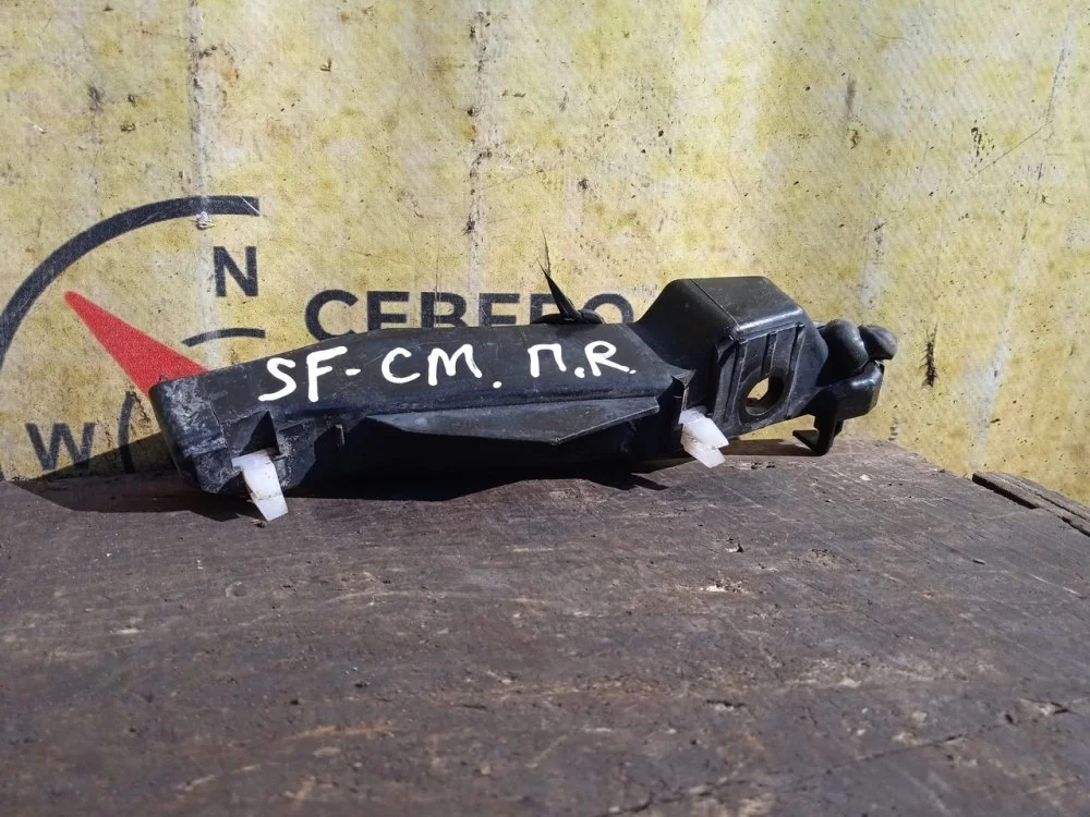 Кронштейн бампера Hyundai Santa Fe 2006 865162B000 CM G6EA, передний правый