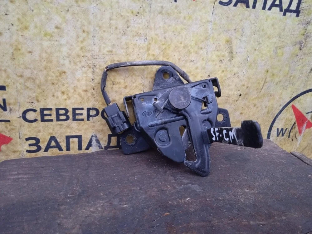 Замок капота Hyundai Santa Fe 2006 811302B010 CM G6EA