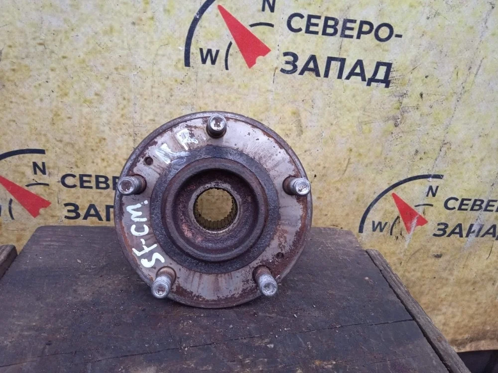 Ступица Hyundai Santa Fe 2006 517502B010 CM G6EA, передняя