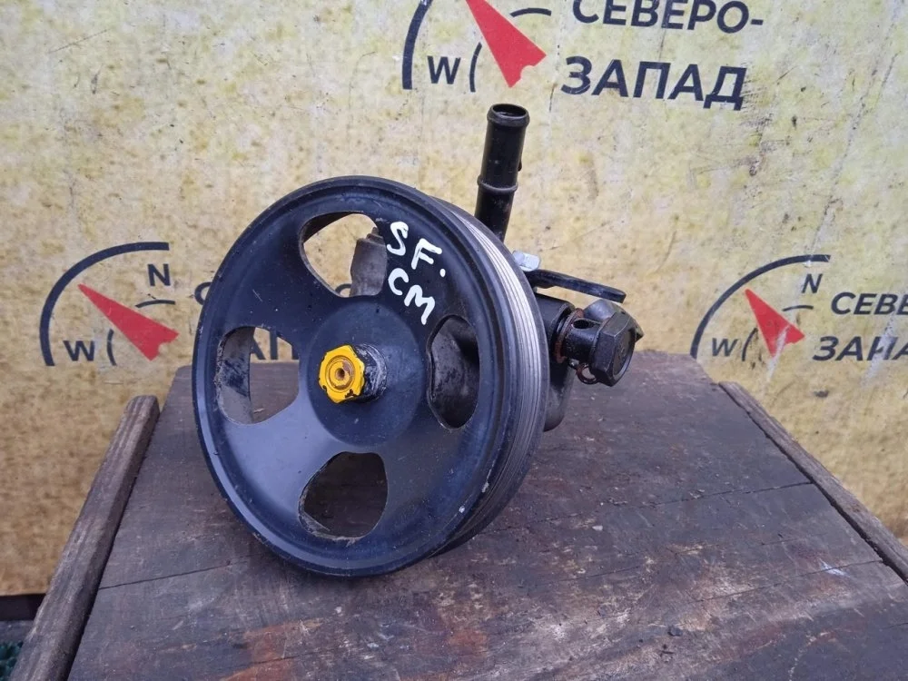 Насос гидроусилителя руля Hyundai Santa Fe 2006 571002B300 CM G6EA