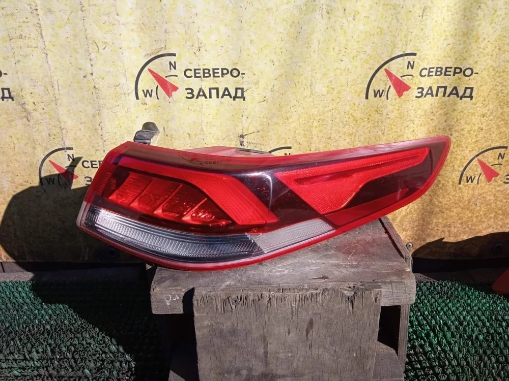 Фонарь наружний Kia Optima 2018 92402D4600 JF G4ND, правый