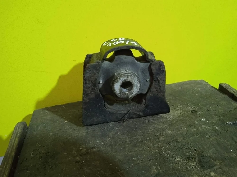 Подушка двигателя Toyota Corolla 2006 1236128230 150 1ZRFE, передняя