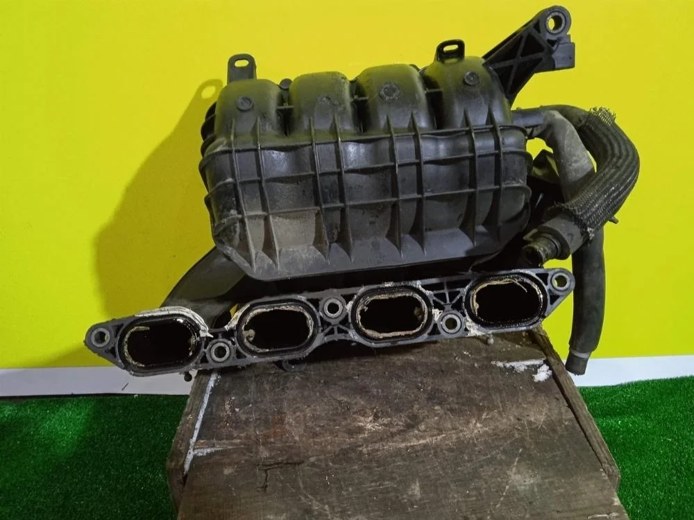 Коллектор впускной Toyota Corolla 2006 1712037021 150 1ZRFE
