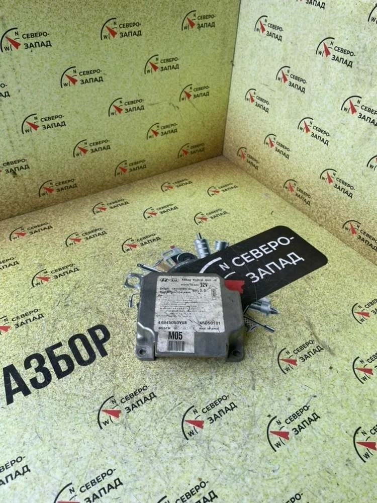 Блок airbag Hyundai Tucson 2007 959102E400 G4GC