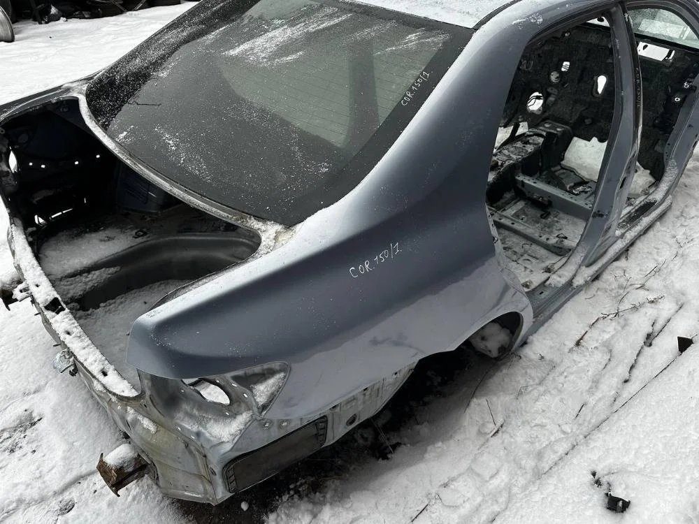 Крыло заднее Toyota Corolla 2006 6160112A40 150 1ZRFE, правое