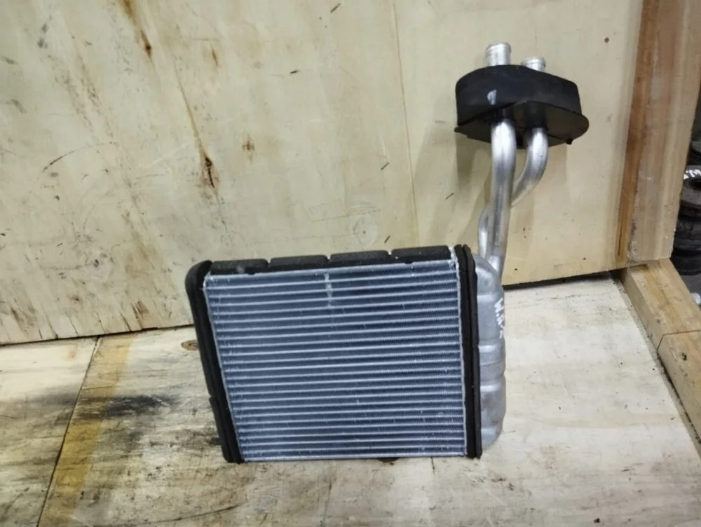 Радиатор печки Volkswagen Amarok 2016 7L0819031A CSHA
