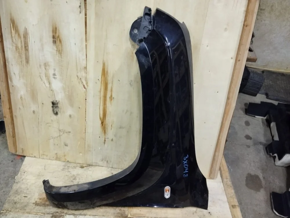 Крыло Volkswagen Amarok 2016 2H0821101C CSHA, переднее левое