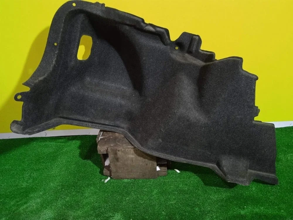 Обшивка багажника Toyota Corolla 2006 6472012040C0 150 1ZRFE, левая