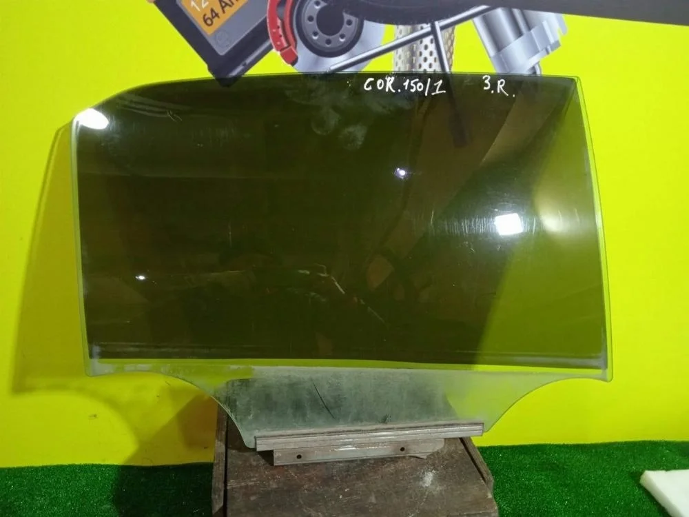 Стекло двери Toyota Corolla 2006 6811312770 150 1ZRFE, заднее правое