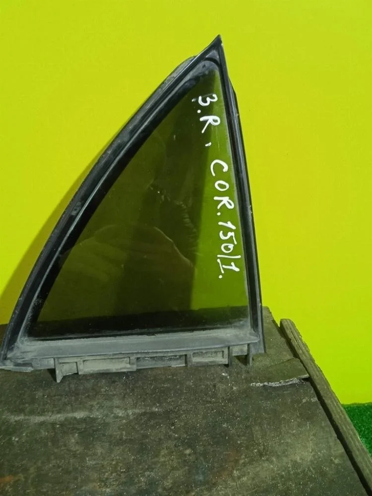 Форточка двери Toyota Corolla 2006 6812312800 150 1ZRFE, задняя правая