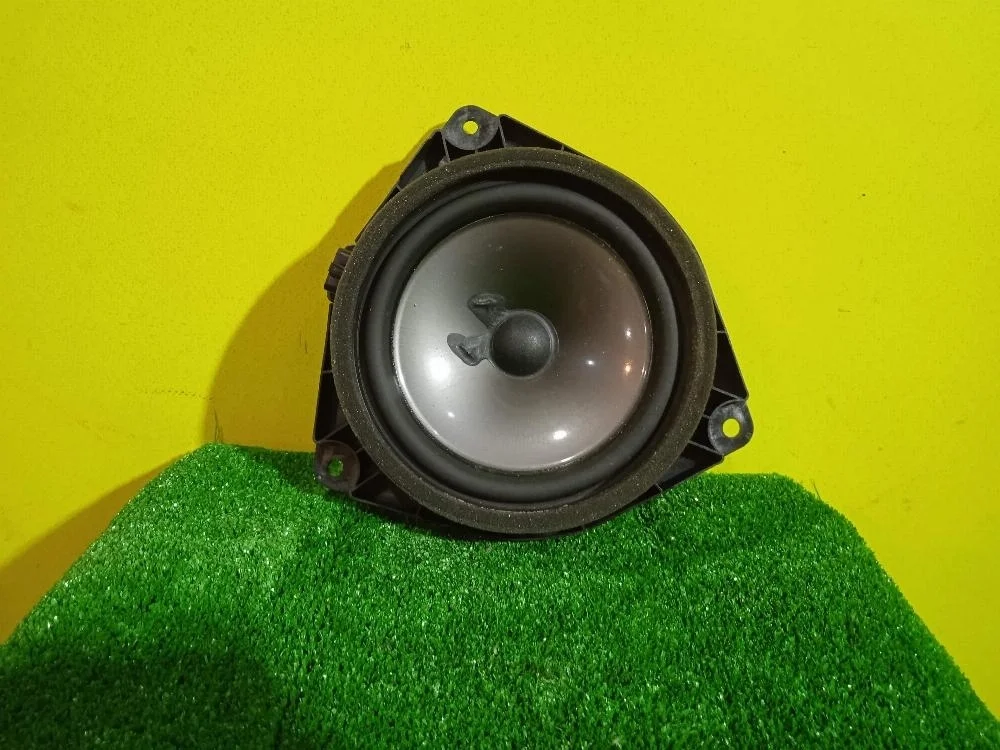 Динамик Lexus RX300 2018 8616078060 AGL25L 8ARFTS, задний