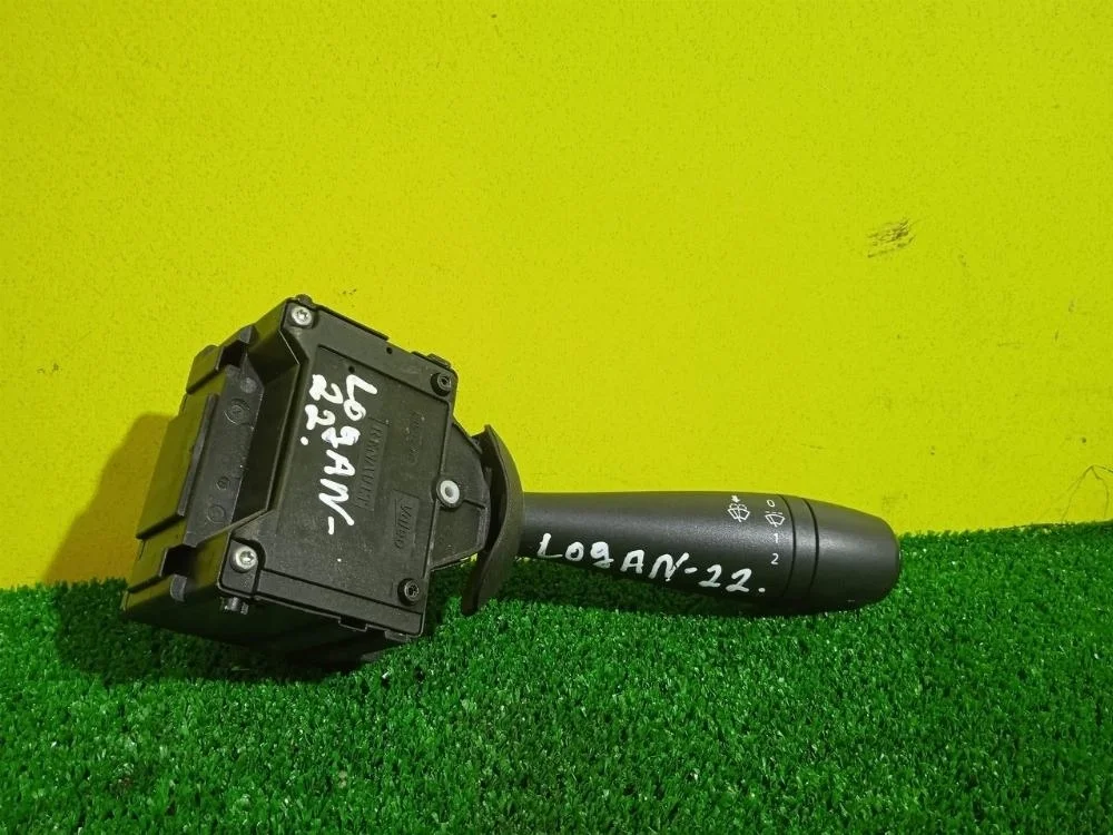 Подрулевой переключатель дворников Renault Logan 2019 8201168003 L52 K7M812