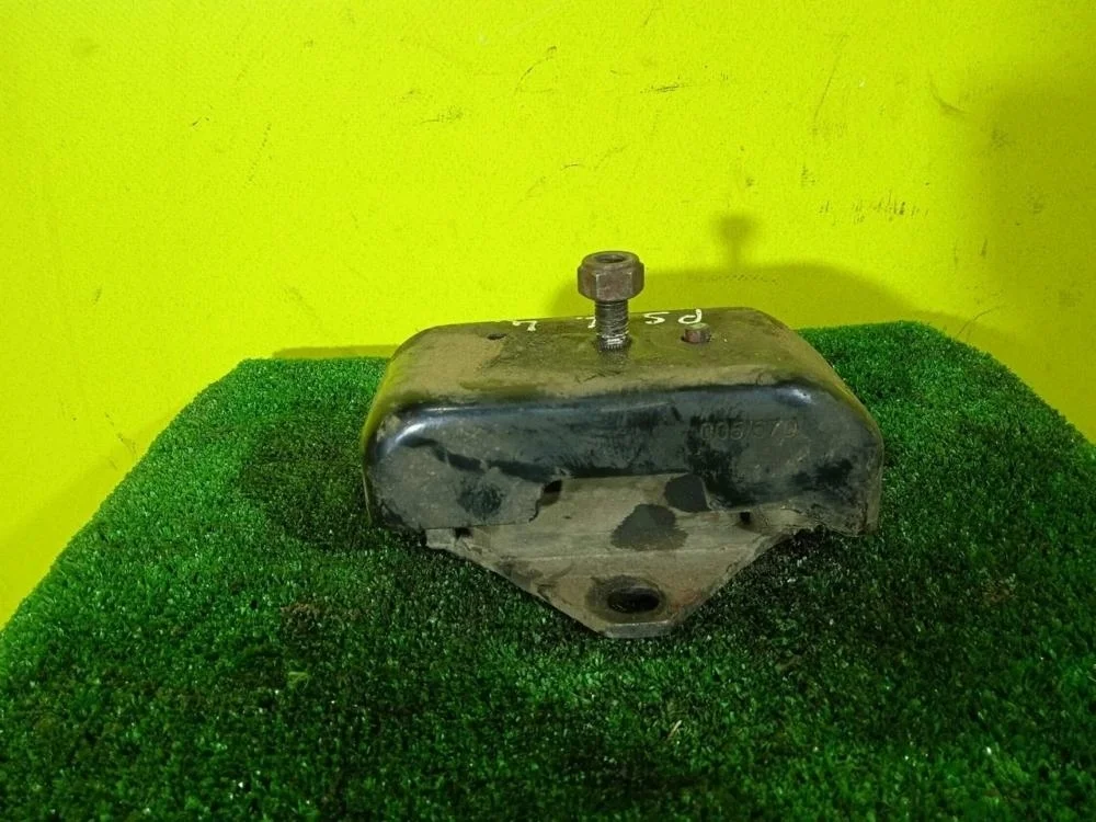 Подушка двигателя Mitsubishi Pajero Sport 2010 MR992670 KH 4D56-6-DEL