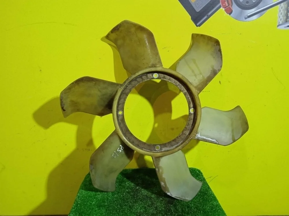 Крыльчатка охлаждения Mitsubishi Pajero Sport 2010 1320A015 KH 4D56-6-DEL