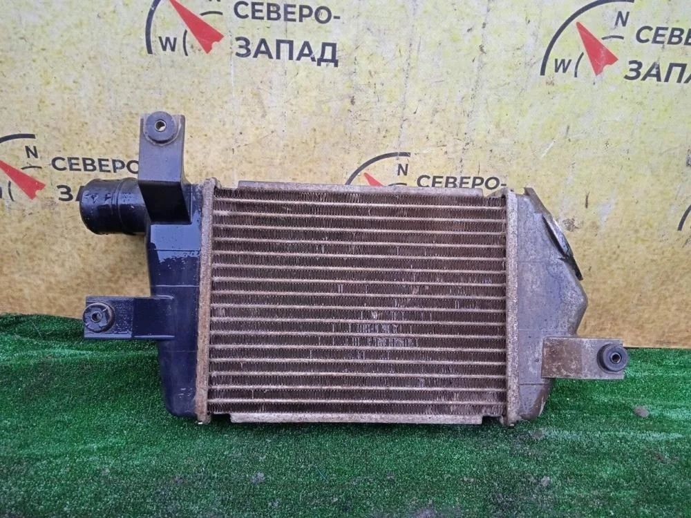 Радиатор интеркулера Mitsubishi Pajero Sport 2010 MN135001 KH 4D56-6-DEL