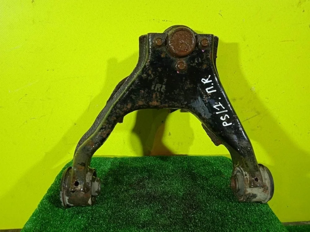 Рычаг Mitsubishi Pajero Sport 2010 4010A014 KH 4D56-6-DEL, передний правый