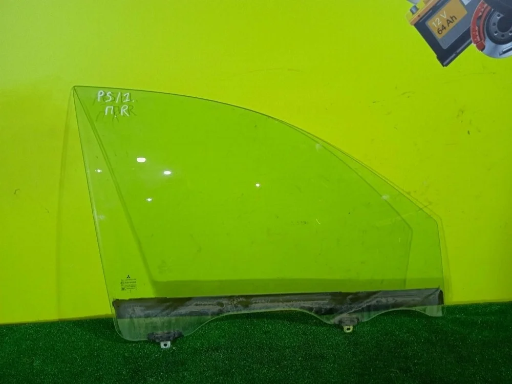 Стекло двери Mitsubishi Pajero Sport 2010 MN117598 KH 4D56-6-DEL, переднее правое