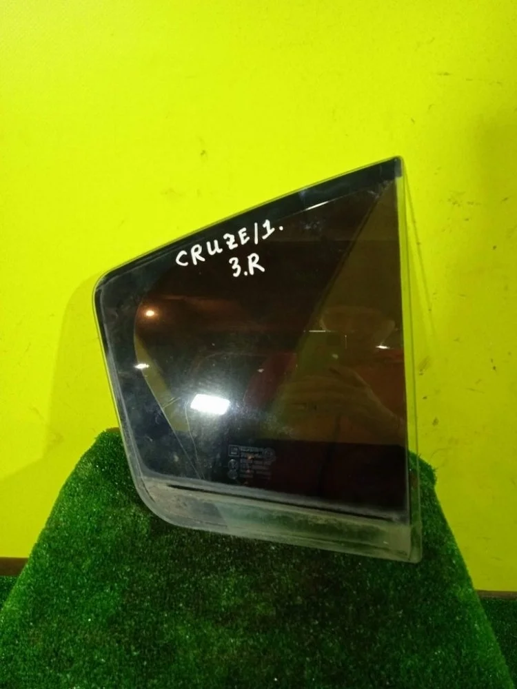 Форточка двери Chevrolet Cruze 2012 96833088 J300 F16D3, задняя правая