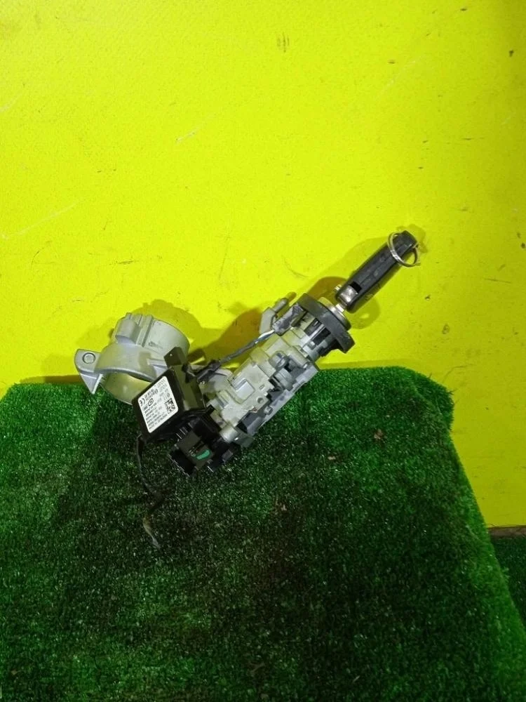 Замок зажигания Chevrolet Cruze 2012 22807512 J300 F16D3