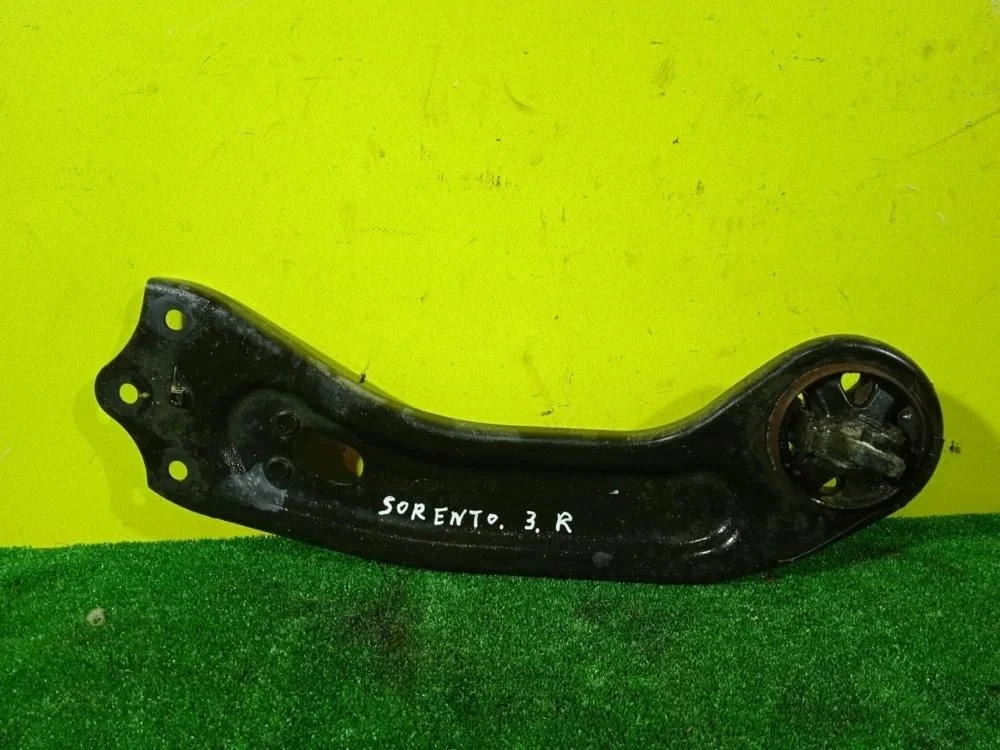 Рычаг продольный Kia Sorento 2020 55280C5050 UM D4HB, задний правый