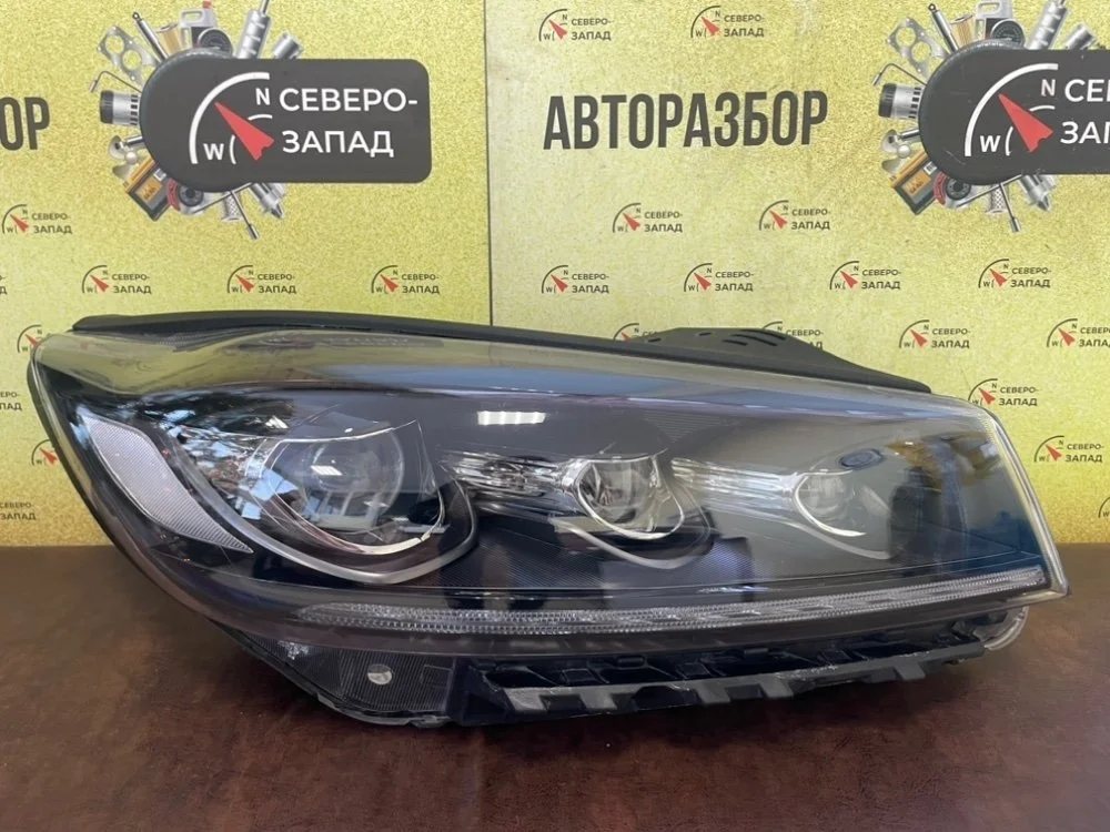 Фара Kia Sorento 2020 92102C5600 UM D4HB, передняя правая