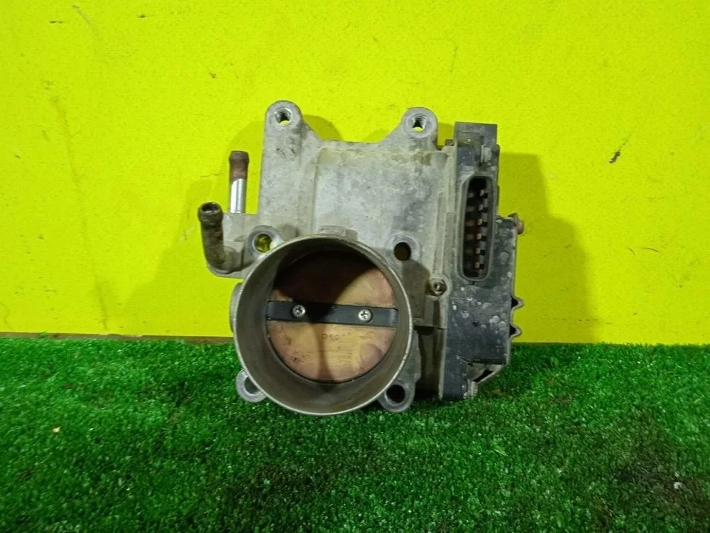 Дроссельная заслонкa Mitsubishi Outlander XL 2007 1450A102 CW 6B31-0-70L